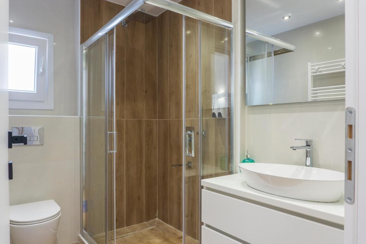 סלוניקי New Modern Style Home Next To The Train Station מראה חיצוני תמונה